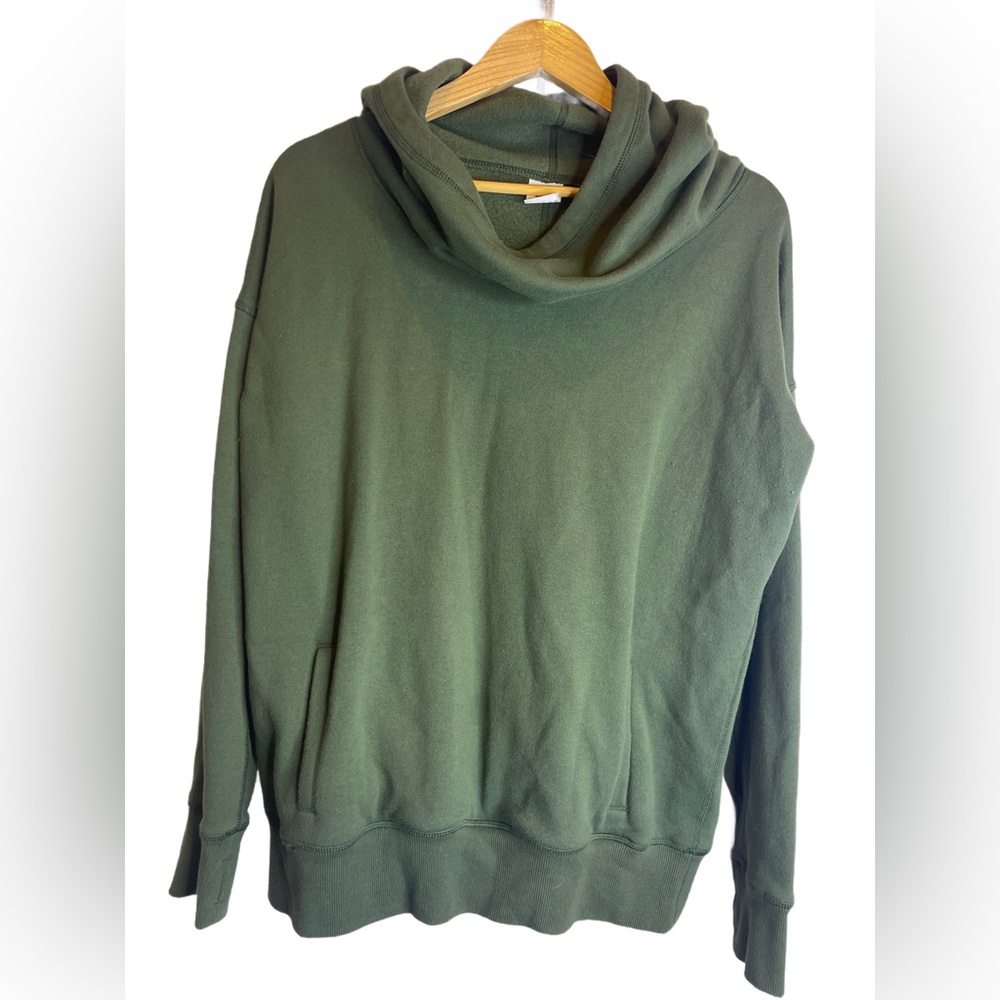Zyia green pullover